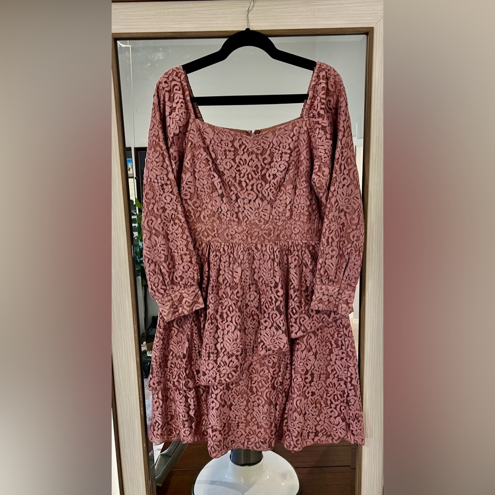 JESSAKAE Size Large Laurel Dress Mauve Lace knee length